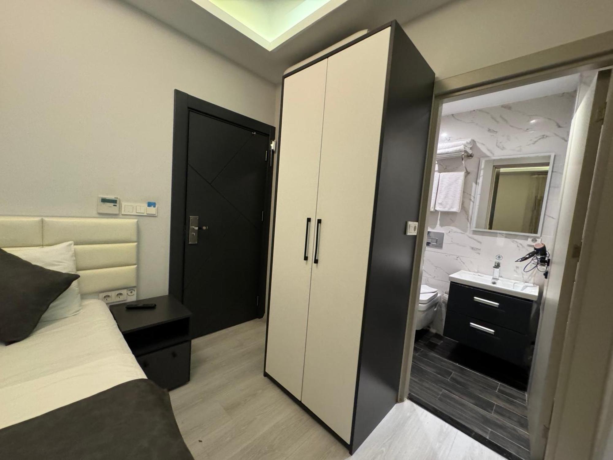 Aram Edessa Hotel Istanbul