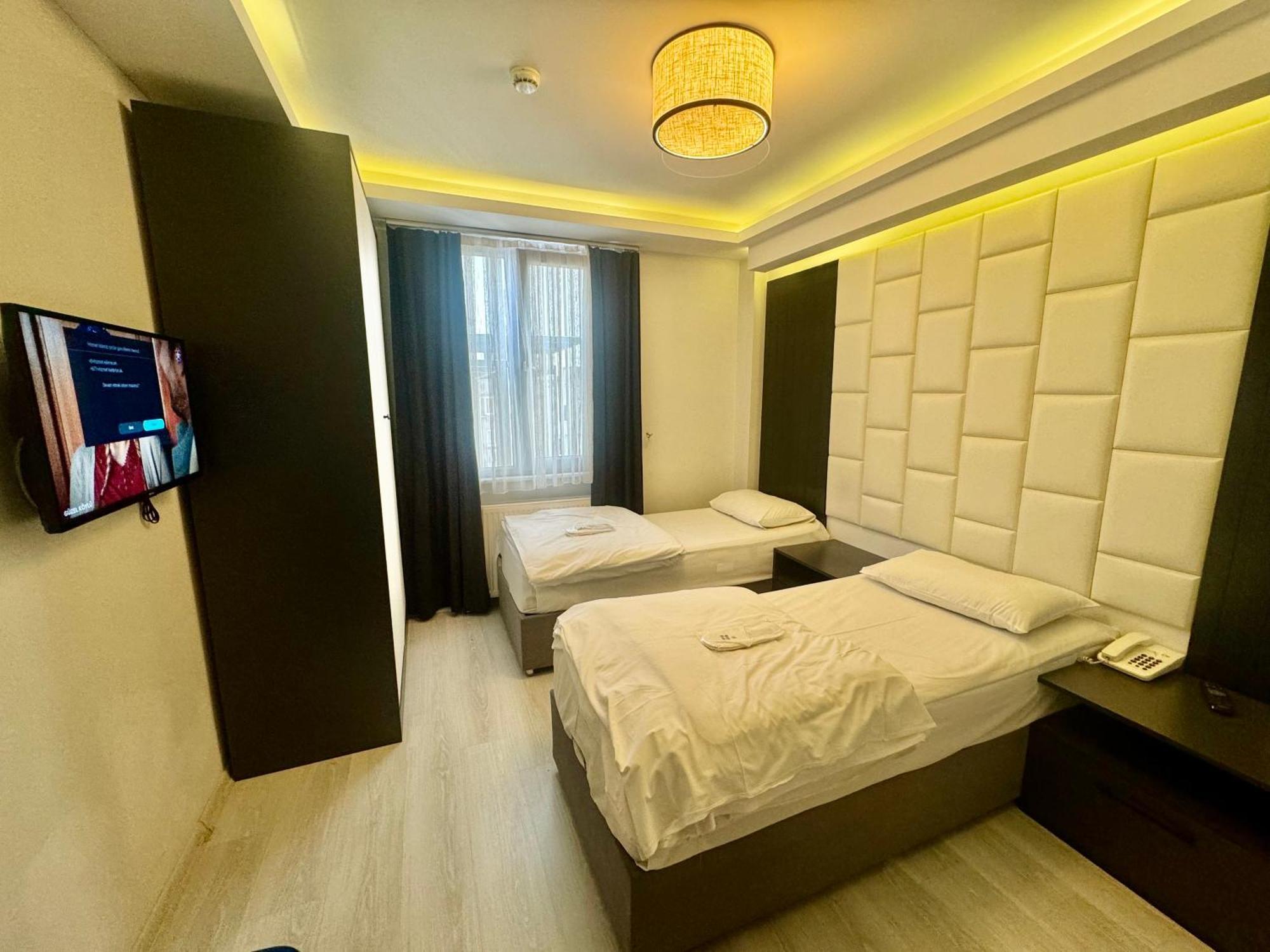 Hotel Aram Edessa 3*