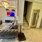 Aram Edessa Hotel